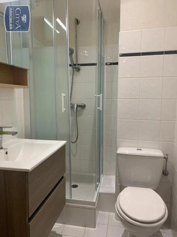 Appartement à louer 3 pièces 46m² Fréjus (83600)