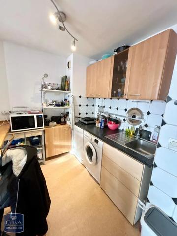 Appartement à louer 2 pièces 33m² Montfermeil (93370)