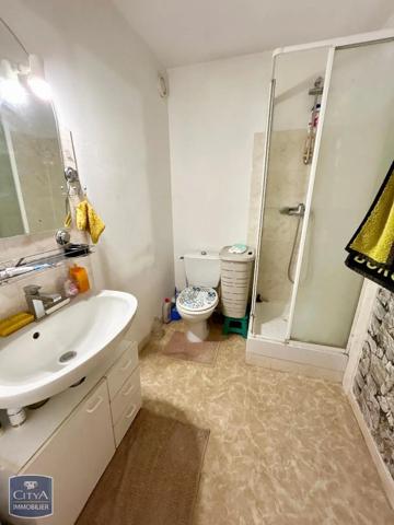 Appartement à louer 2 pièces 33m² Montfermeil (93370)