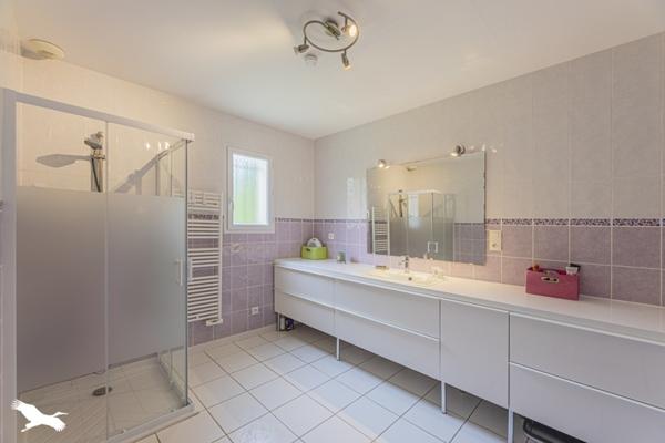 Maison à vendre 270 810 € Auzouer-en-Touraine 5 p 128,5 m² DPE C