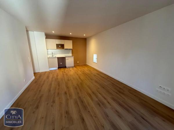 Appartement à louer 3 pièces 56.6m²