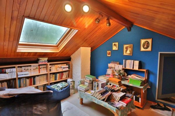 Jolie maison sur magnifique terrain exposé sud, secteur calme 147 500 € H.A.I.*