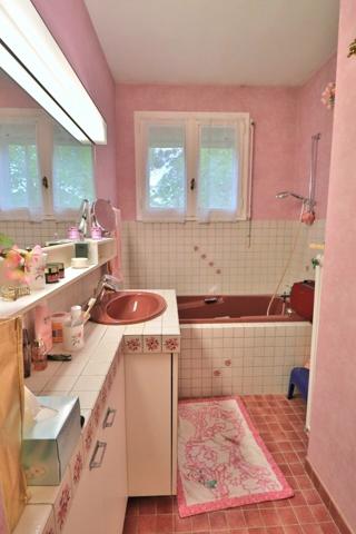 Jolie maison sur magnifique terrain exposé sud, secteur calme 147 500 € H.A.I.*