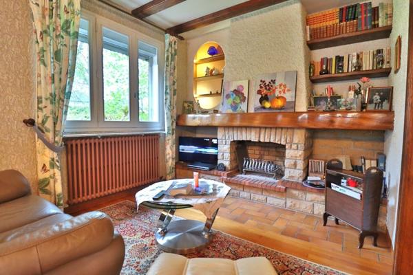 Jolie maison sur magnifique terrain exposé sud, secteur calme 147 500 € H.A.I.*