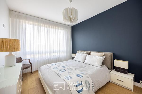 Appartement entièrement rénové en dernier étage avec vue imprenable sur Lyon et la chaîne des Alpes