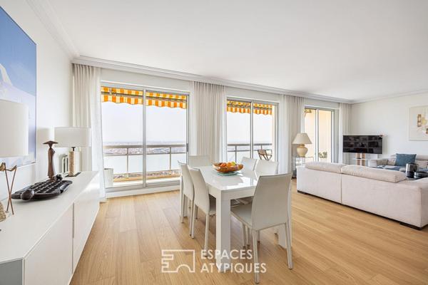 Appartement entièrement rénové en dernier étage avec vue imprenable sur Lyon et la chaîne des Alpes