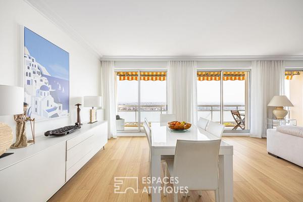 Appartement entièrement rénové en dernier étage avec vue imprenable sur Lyon et la chaîne des Alpes