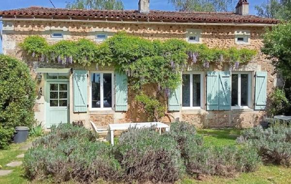 Vente Maison Nanteuil-en-vallee   