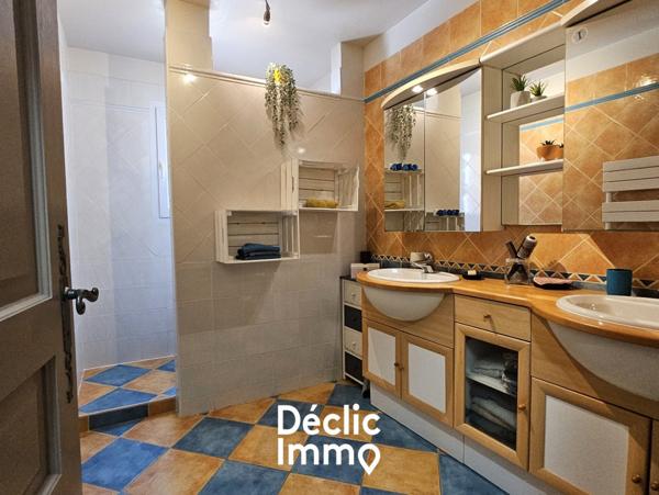 Vente maison Lorgues, 128m² 6 pièces 545 000€ avec piscine