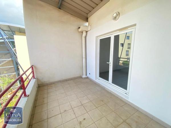 Appartement à louer 3 pièces 68.28m² Saint-Denis (97400)