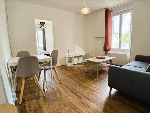 APPART. T2 MEUBLE A LOUER - BLOIS - QUARTIER ALBERT 1er, PROCHE COMMODITÉS, REFAIT A NEUF