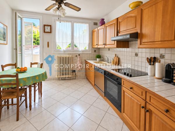 Appartement 3 pièce(s) 1 chambre(s) 65.9 m²