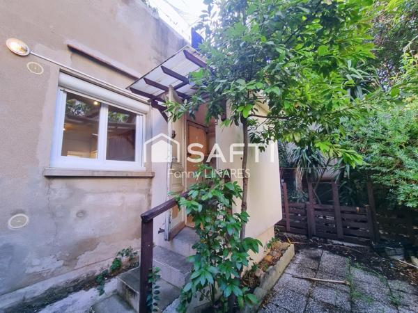 Appartement de plain-pied avec extérieur et garage