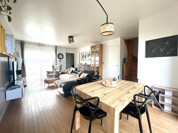 Maison Conflans Sainte Honorine 5 pièce(s) 85 m2 €399 900 ** - Référence 7877