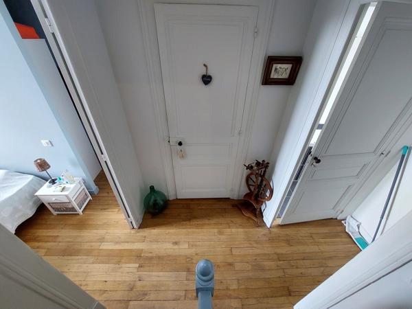 Victor Hugo,maison de ville sur 3 niveaux avec terrasse, et jardinet