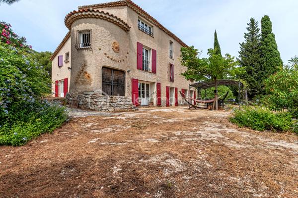 Bastide de 265,40 m²