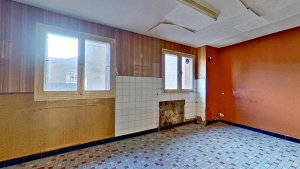 Appartement 4 pièces avec un lot de cave à vendre à Lunéville (54)