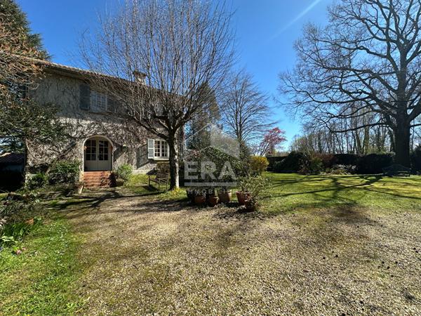 Demeure Bourgeoise à Vendre à Odos