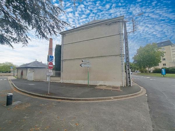 Immeuble à vendre Châtellerault - 86100 / Réf: 12090