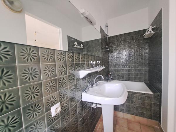 Immeuble à vendre Châtellerault - 86100 / Réf: 12090
