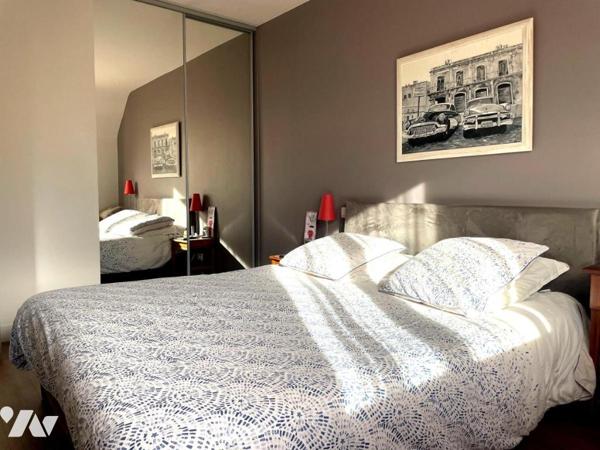 Maison traditionnelle avec piscine, grande terrasse et 4 chambres à Ploeren, proche commerces