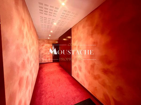 APPARTEMENT DANS RÉSIDENCE DE STANDING - PARC & PROXIMITÉ MARCHÉ -