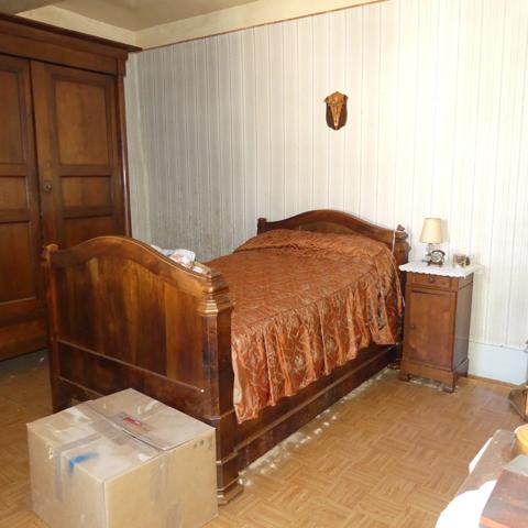 Venarey-les-Laumes 8 min., maison à rénover 4 pièces.