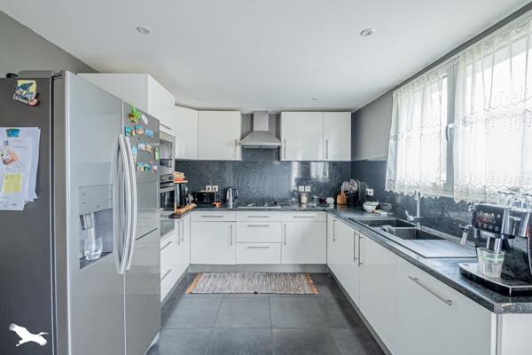 Maison à vendre |  Sainte-Eulalie |  6 pièces | 185 m²