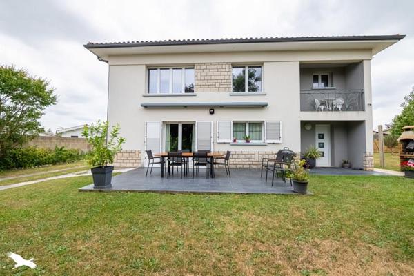 Maison à vendre |  Sainte-Eulalie |  6 pièces | 185 m²