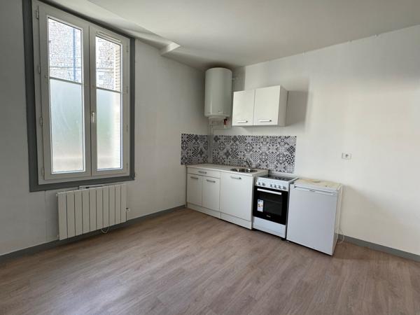 Immeuble
                                                                                                                                                
                                                                                                                                                
                                                                                                                                                
                                                    
                                                                                                                                                                                                                                                                                                                        91.49  m²                                                                                                                                                                                                         2 etage(s)