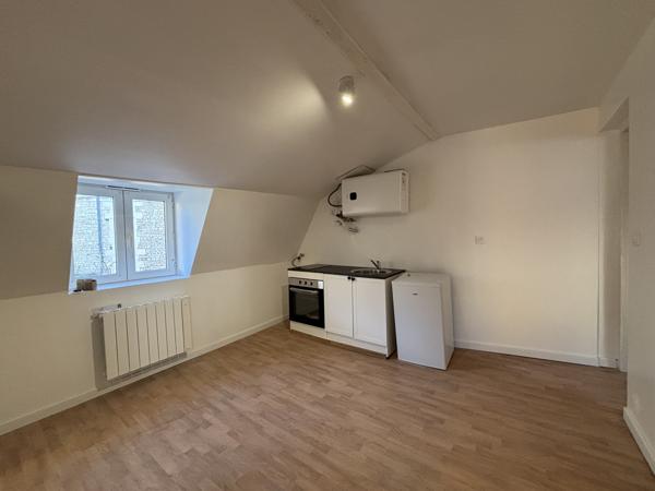 Immeuble
                                                                                                                                                
                                                                                                                                                
                                                                                                                                                
                                                    
                                                                                                                                                                                                                                                                                                                        91.49  m²                                                                                                                                                                                                         2 etage(s)