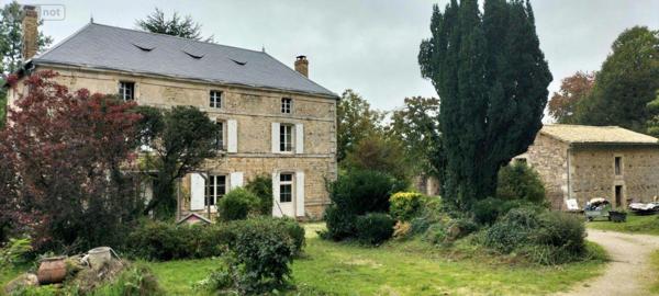Maison de maître à vendre à Beaussais Vitré dans les Deux-Sèvres (79370), ref : 2327