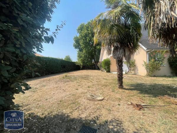 Maison à louer 6 pièces 185.39m² Lescar (64230)