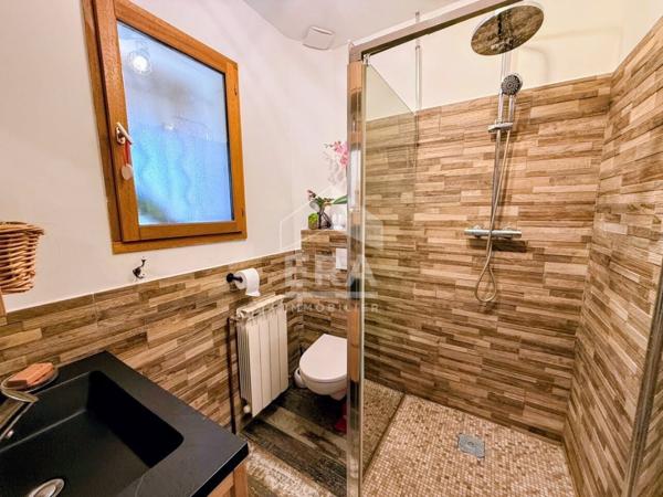A VENDRE SAINT MAXIMIN LA SAINTE BAUME  MAISON  T5  DE 130 M² SUR 1540 M² DE JARDIN GARAGE PISCINE