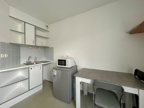 Studio - RESIDENCE STUDILAT - BAS DU CENTRE VILLE Poitiers (86000)