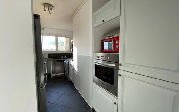 Appartement à louer    3 pièces •  Charenton-le-Pont