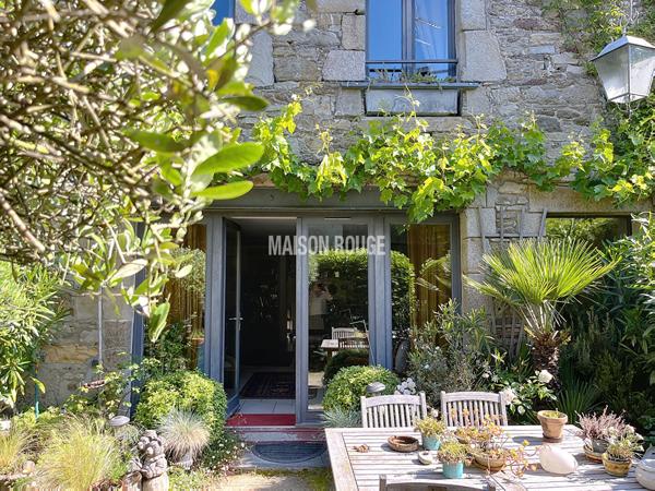 Maison XVIIème au coeur du bourg de Saint Briac