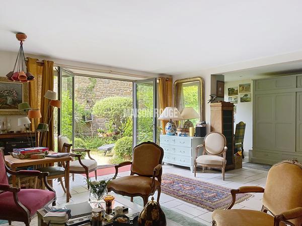Maison XVIIème au coeur du bourg de Saint Briac