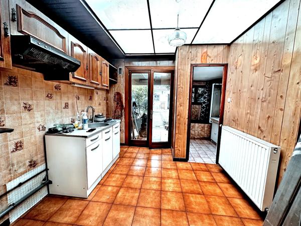 Douai (59500) À vendre – Maison mitoyenne à rénover – 77 m² – Douai