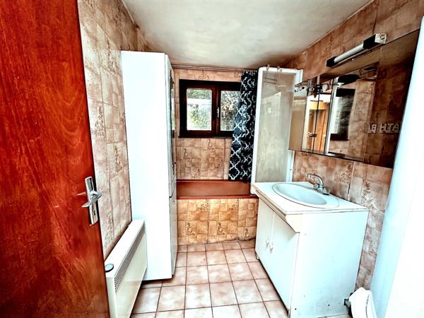 Douai (59500) À vendre – Maison mitoyenne à rénover – 77 m² – Douai