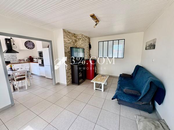 Maison
                                                                                                                                                                                                                                                                                                                        3 pièce(s)                                                                                                                                                                                                          1 chambre(s)                                                                                                                                                                                                          65  m²