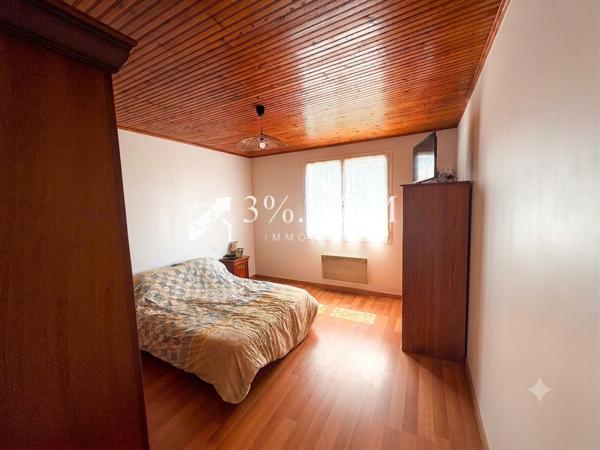 Maison
                                                                                                                                                                                                                                                                                                                        3 pièce(s)                                                                                                                                                                                                          1 chambre(s)                                                                                                                                                                                                          65  m²