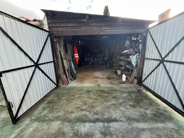 Parking à vendre |  La Chevrolière |  Box individuel | 1 pièce | 24 m²