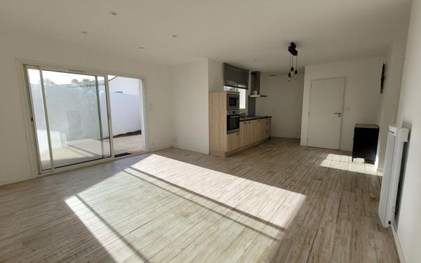 Maison à vendre    3 pièces •  Le Bois-Plage-en-Ré