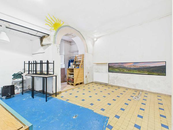 À VENDRE Local commercial avec fort potentiel en plein centre de Tournon-sur-Rhône