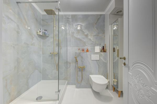 Appartement
         5 pièces
        - 163 m² Bien prestige 1 950 000 € *