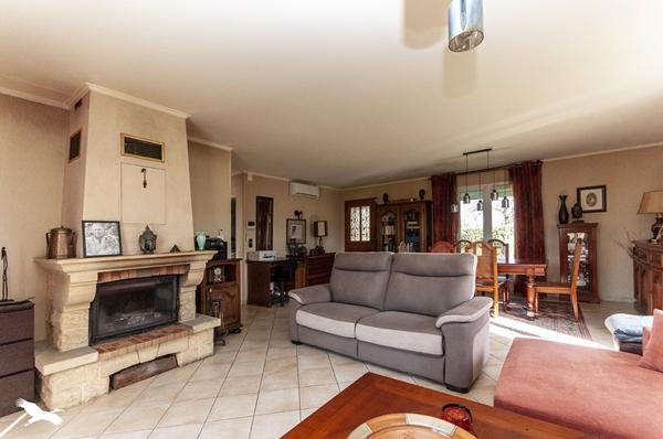 Maison à vendre |  Piégut-Pluviers |  5 pièces | 104 m²