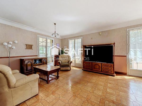 Maison familiale à proximité des commerces