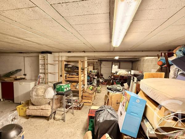 Maison à vendre  6 pièces - 137 m 2   LE THILLAY  - 95