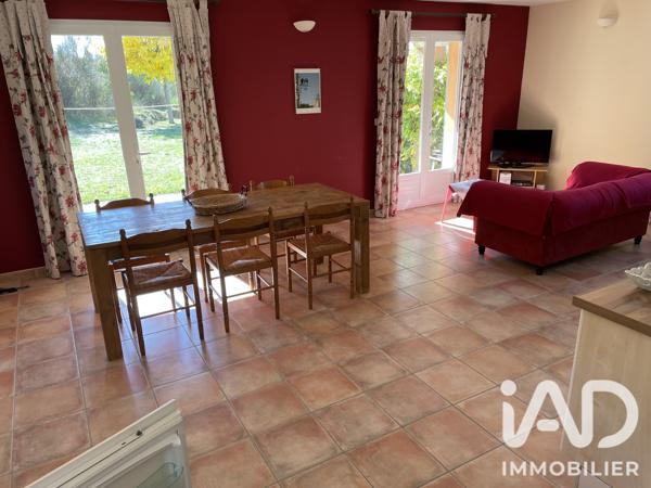 Location maison 8 pièces 215 m² Saint-Michel-l'Observatoire